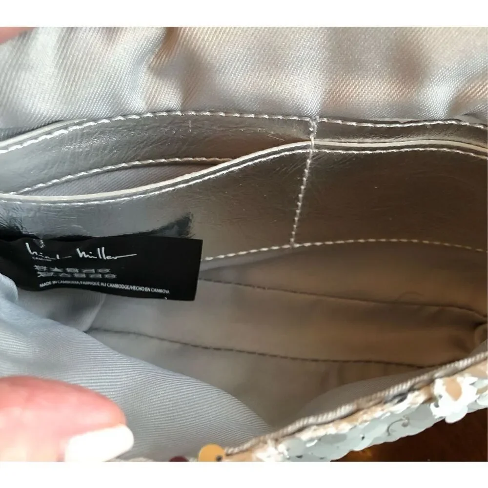 NICOLE MILLER - NWT - Silver Sequined & Vegan Leather Evening Bag. SPARKLY! ♥️